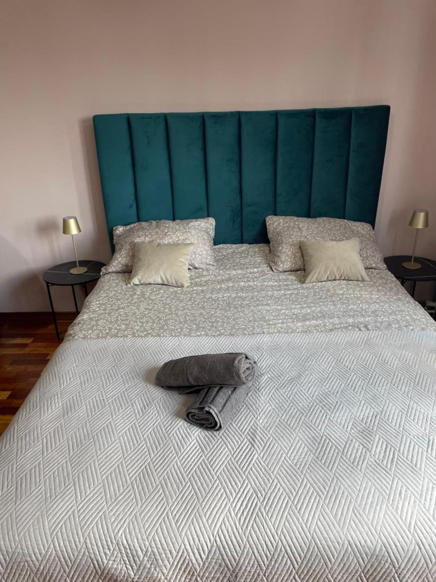 Central Sweet Apartment Self Check-In Timisoara Ngoại thất bức ảnh